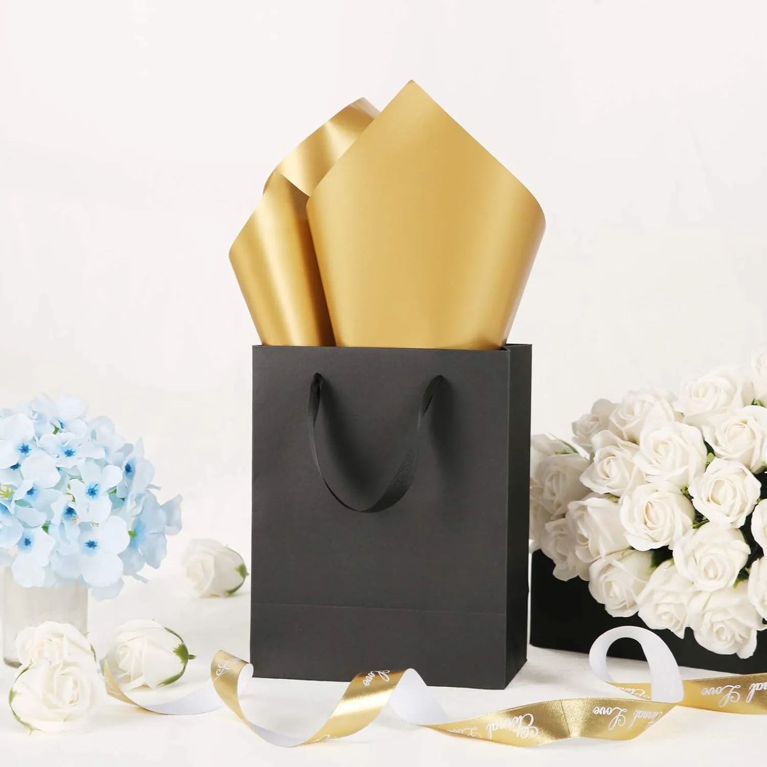 JINMING 4 Gift Bags 7x4x9 Inches, Matte Black Gift Bags, Small Gift Bags Bulk for Light Weight Gift, Premium Gift Bags with Handles for All Occasions
