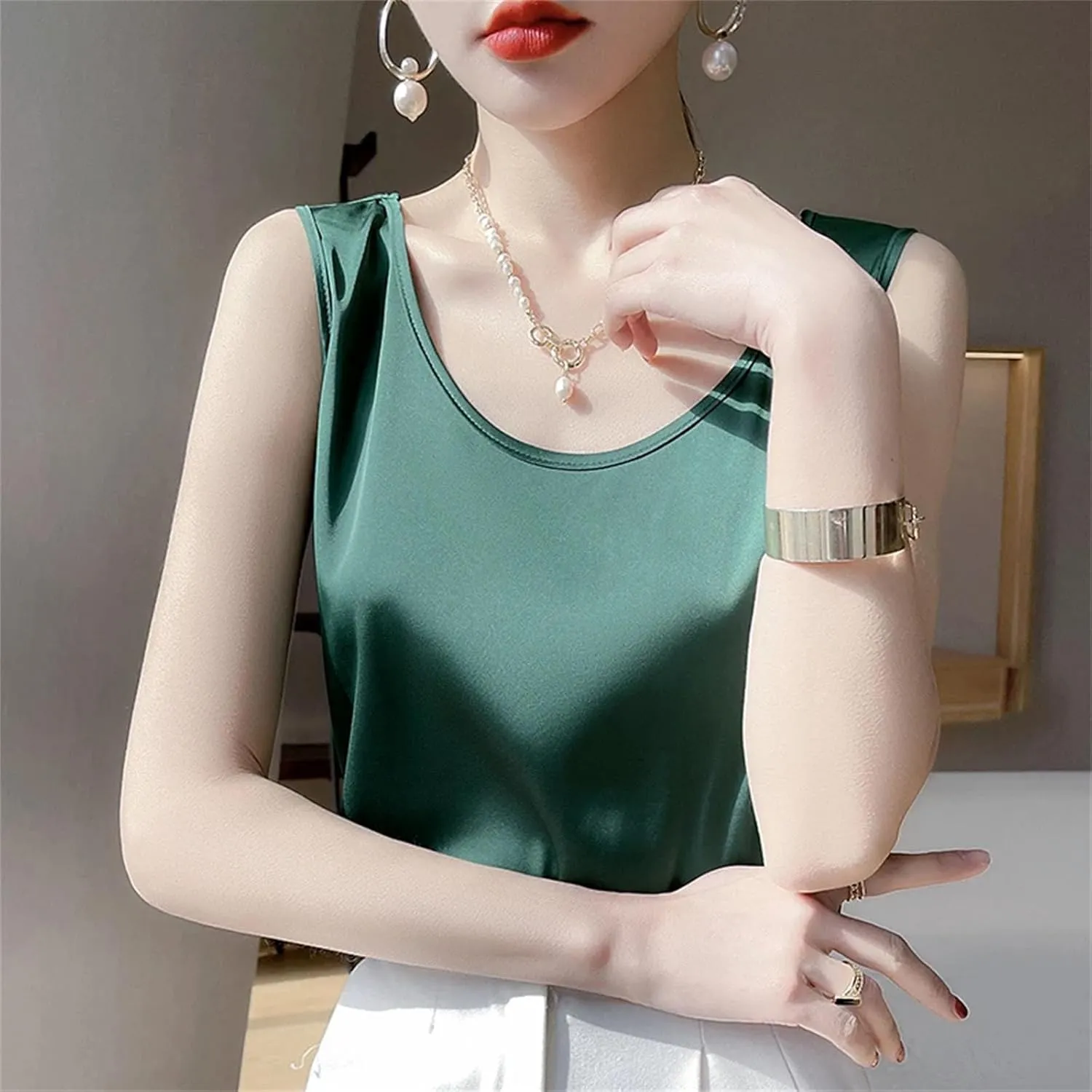 Women's Silk Satin Tank Tops for Women Trendy Summer Casual Crop Camisole Office Sexy Top